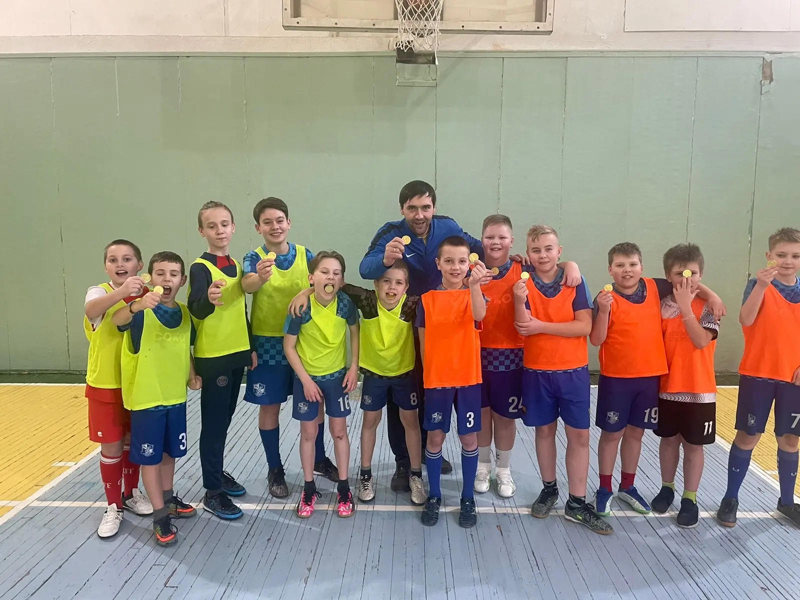 Праздничные эстафеты , посвящённые Дню Защитника Отечества